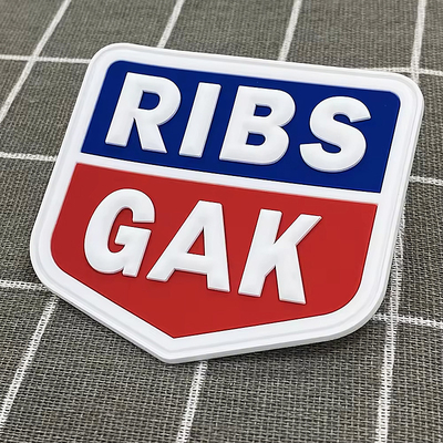 Öko-freundliche wasserdichte PVC-Pflaster Custom Kleidung Logo Moral Patch 4mm