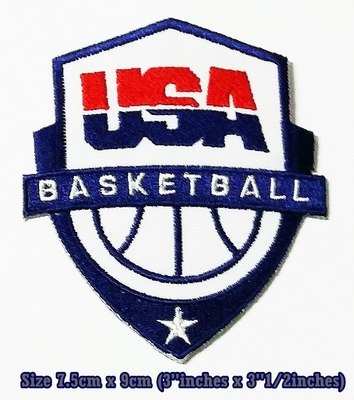 USA. Amerikanische Basketball-Sport-Stickerei bessert das Logoeisen aus und näht auf Kleidung